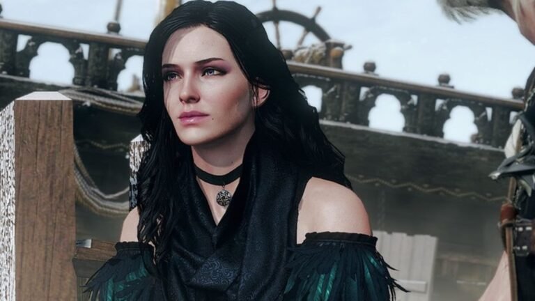 Yennefer de Vengerberg com cabelos pretos e traje escuro em The Witcher.